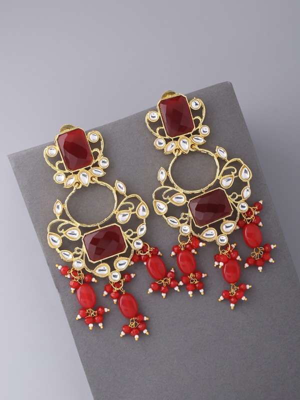 Earrings at the 2025 mall