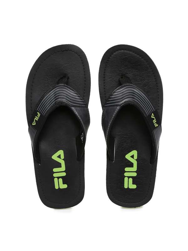 fila chappal price