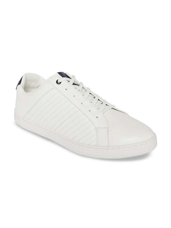pantaloons white sneakers