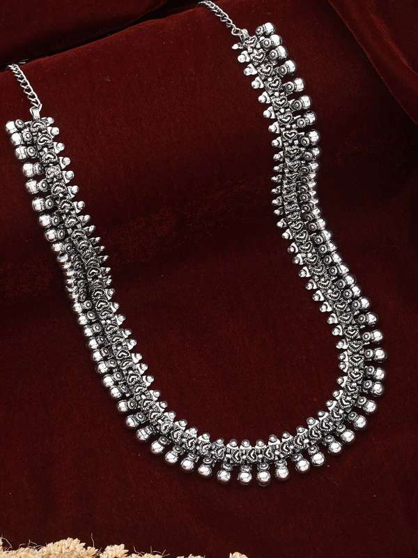 Artificial pearl necklace online clearance