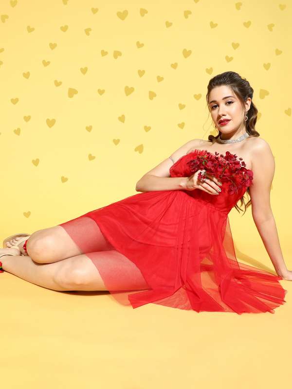U&f dress sales