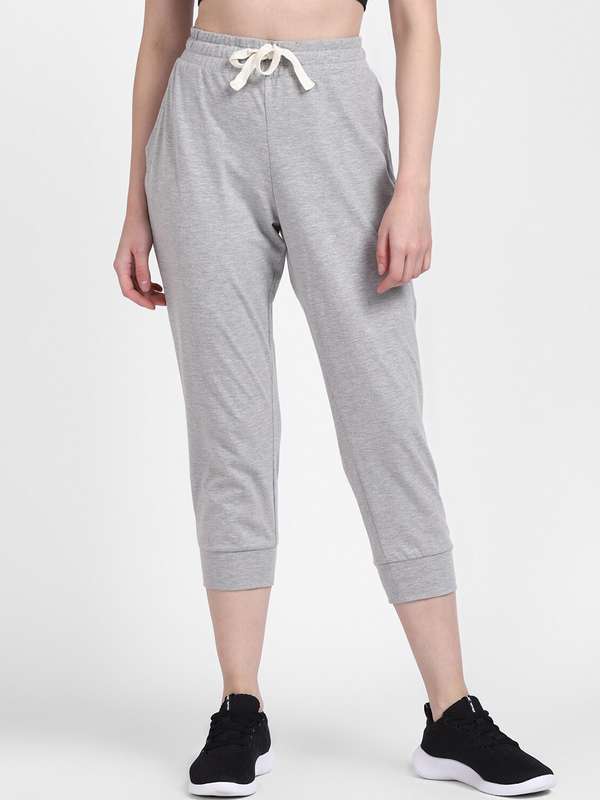 Buy Reebok Capri online in India