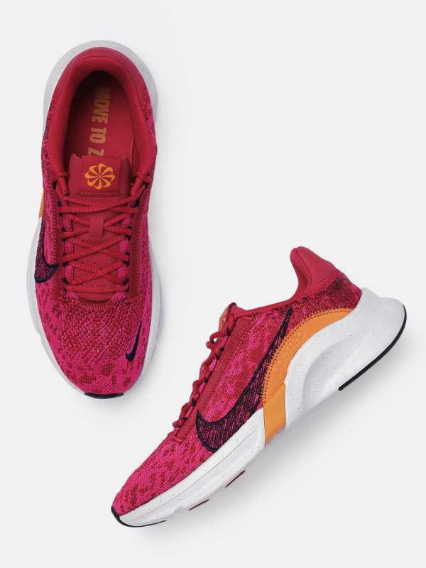 Nike Red Shoes - Buy Nike Red Shoes 
