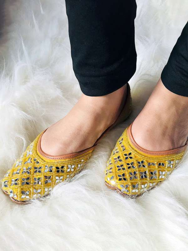 Yellow colour shoes online discount