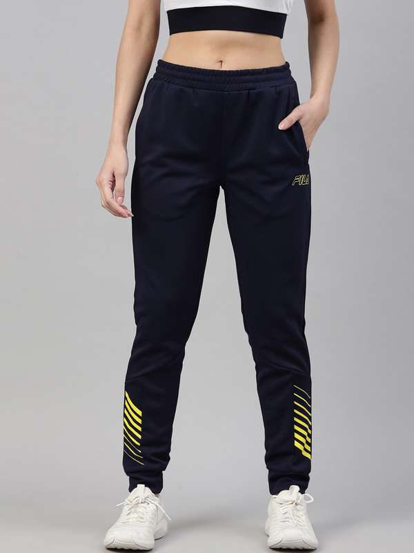 FIND] Nike, Adidas, Puma, Fila, TNF - Weidian Jackets List : r/FashionReps