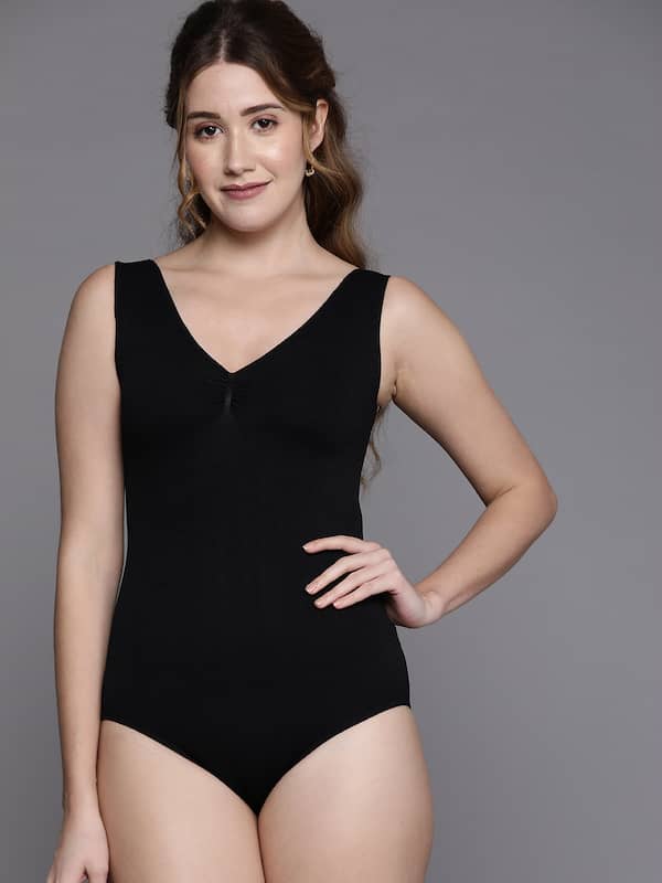 Buy RED HOT SPANX Flipside Firmers Firm Control Reversible Bodysuit, M,  Black / Very Bare Online at desertcartINDIA