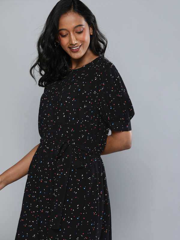 Deepika padukone hotsell clothes buy online
