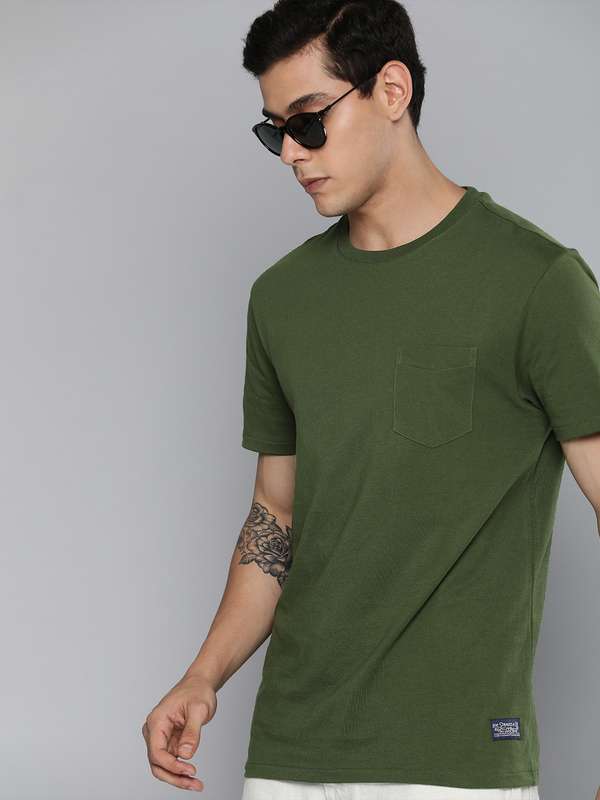 Levis Tshirts Men Green Solid - Buy 