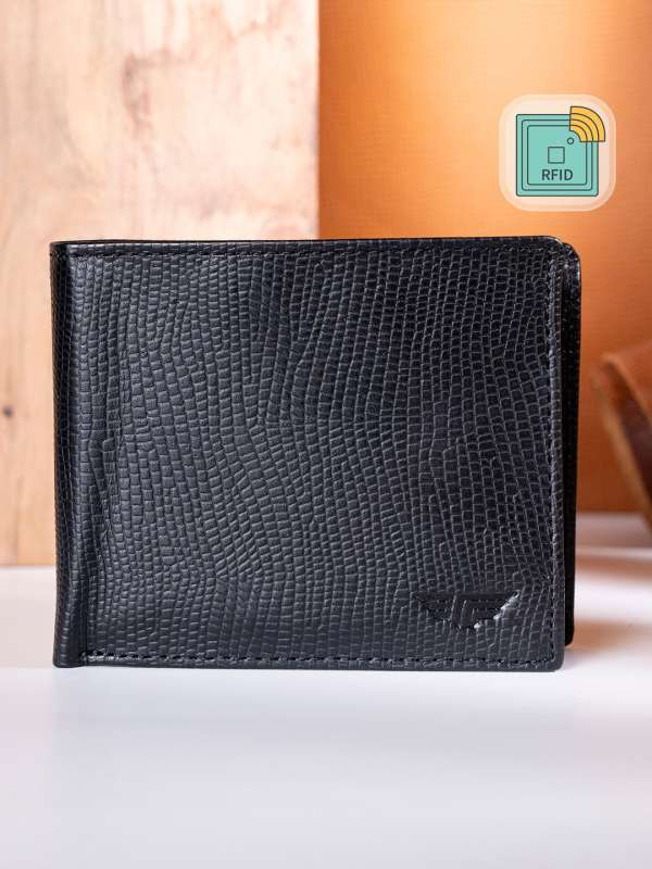 Ruosh Black Wallets Buy Ruosh Black Wallets online in India