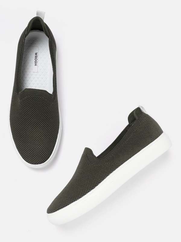 Wrogn canvas shoes clearance