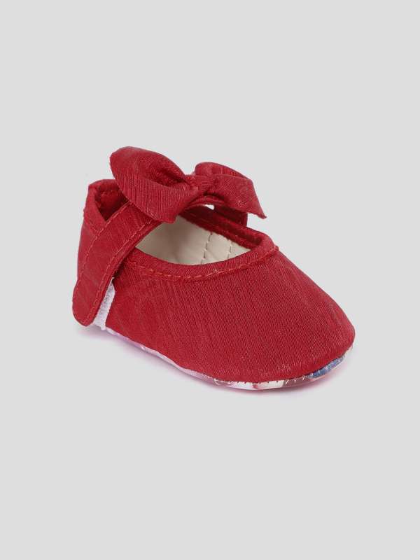 Red hot sale barbie shoes