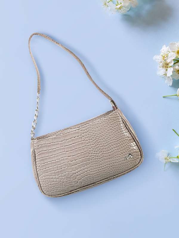 Metro handbags online new arrivals