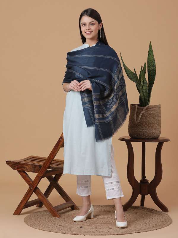 Woolen discount stole myntra