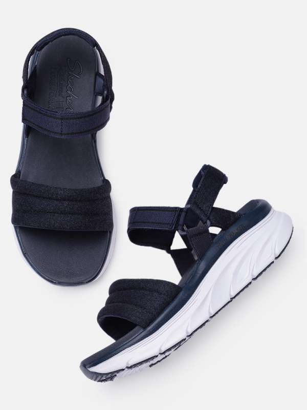 parrilla Pase para saber cuota de matrícula Skechers Sandals - Buy Skechers Sandals Online in India
