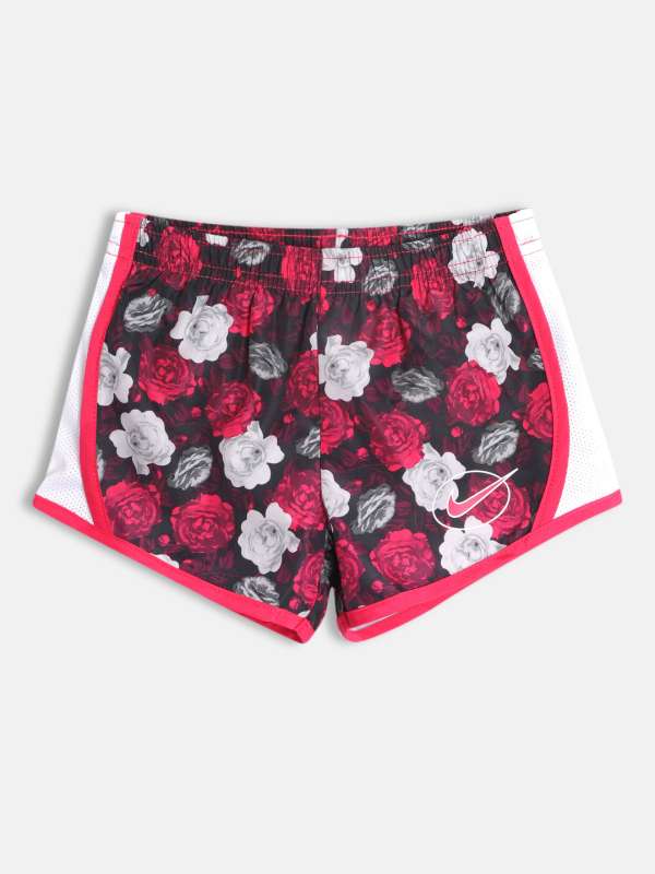 Nike shorts myntra new arrivals