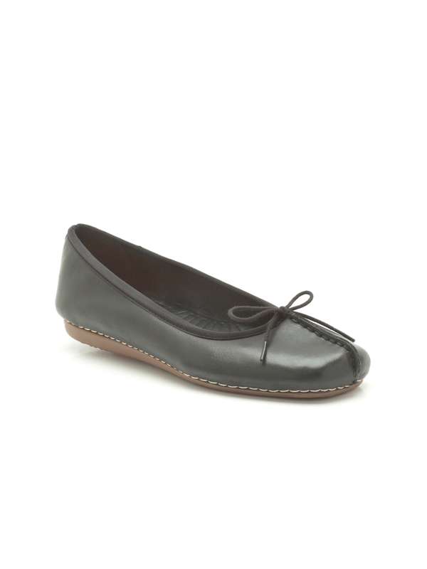 clarks myntra