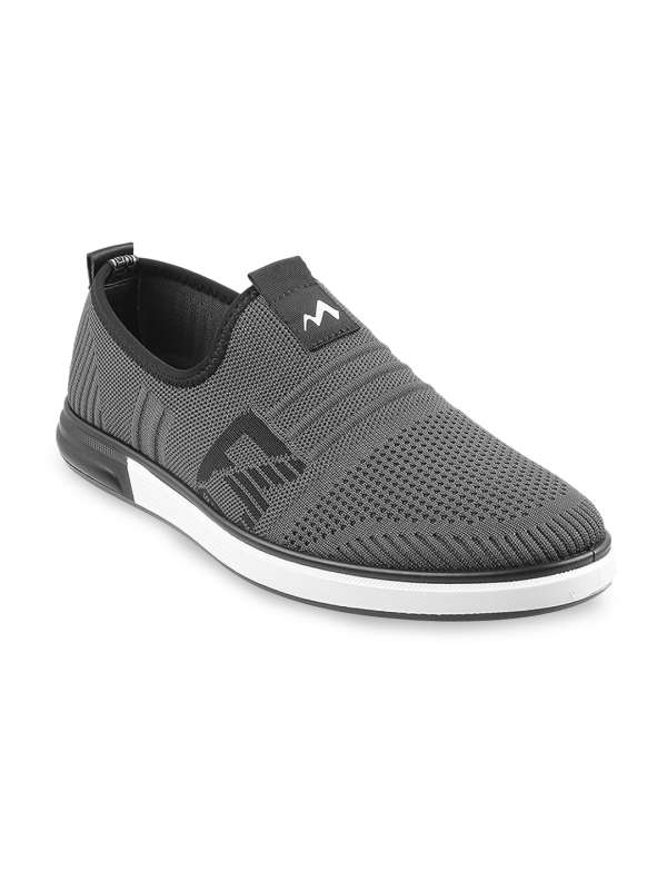 Metro footwear online store