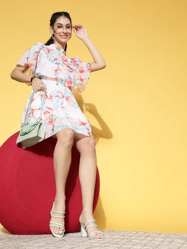 Club Dress Buy Partywear Club Dresses For Women Online Myntra