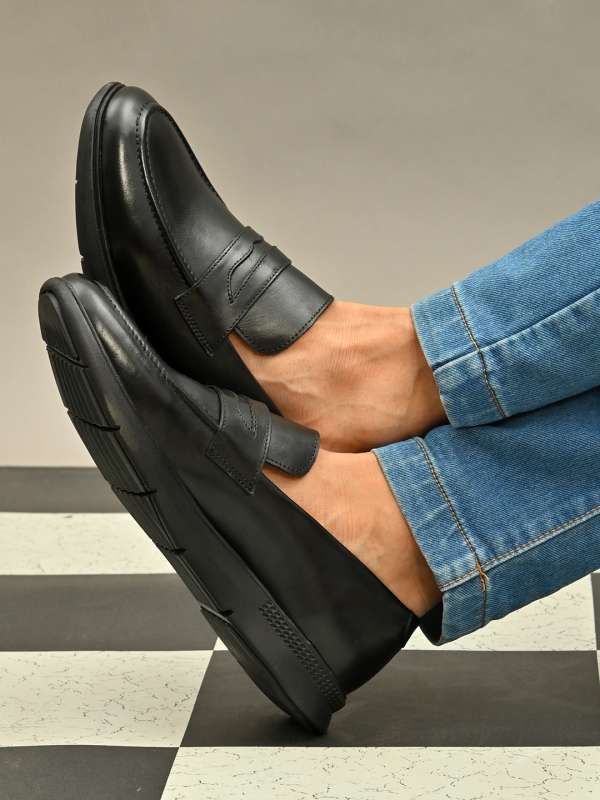 Myntra black formal shoes hotsell