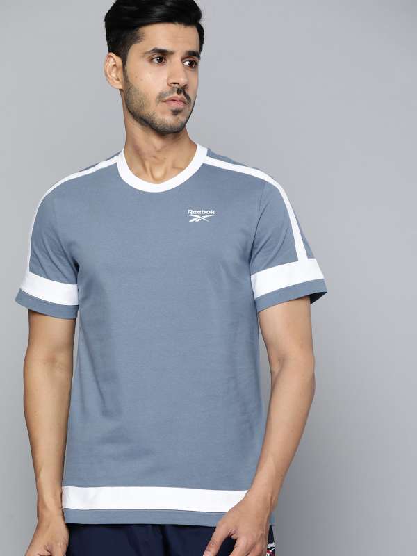 alumno Matemático Anuncio Reebok Classic Tshirts - Buy Reebok Classic Tshirts online in India
