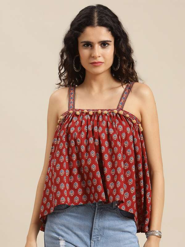 Strap clearance tops myntra