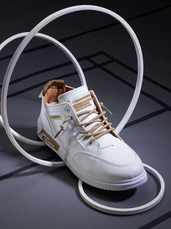revs textured lace up sneakers