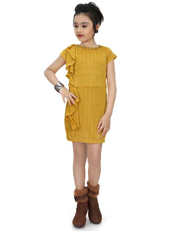 Tiny girl dress discount