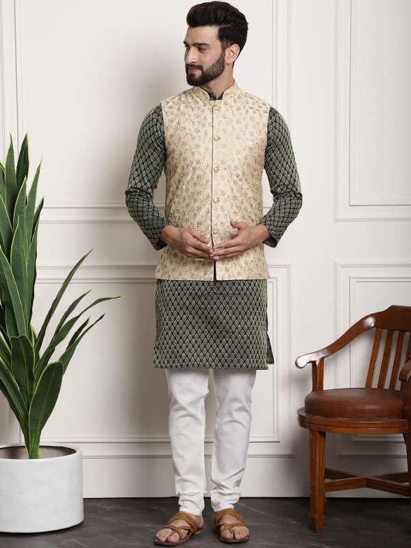 710 Jackets with kurta-pajama ideas in 2023 | wedding outfit men, indian  men fashion, indian groom wear
