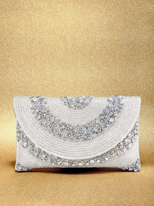 Clutches online myntra sale