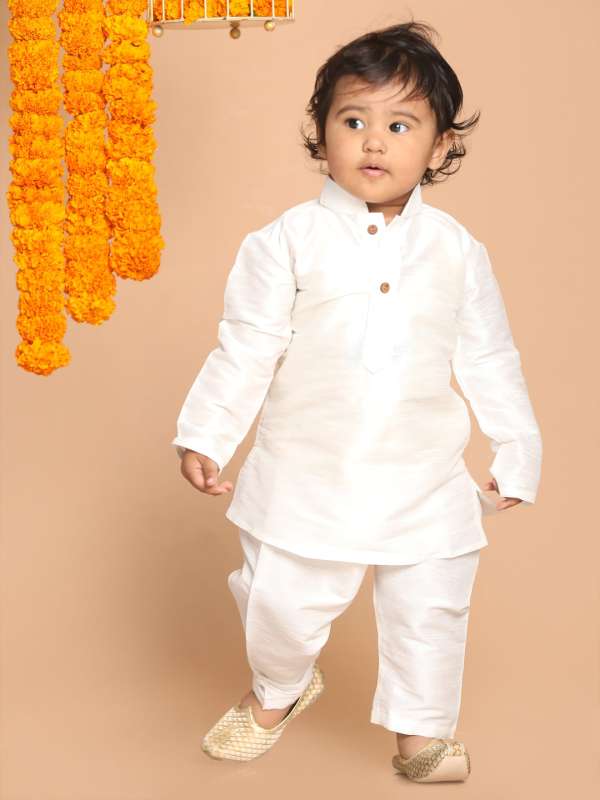 White kurtis online myntra outlet