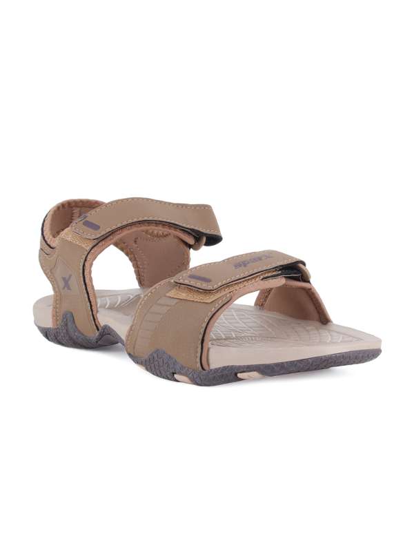 sparx leather chappal