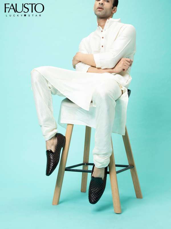 kurta pajama shoes