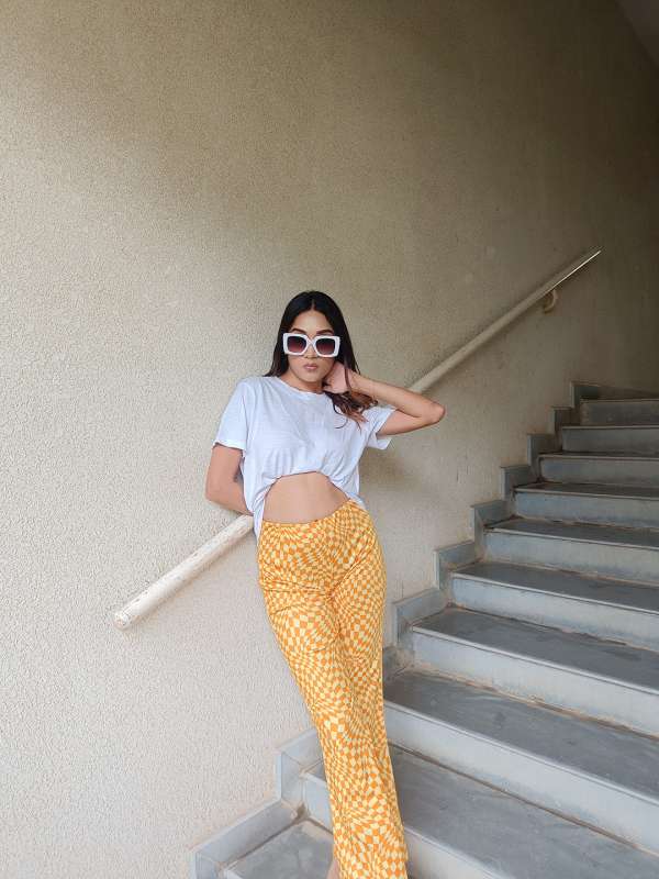 Nabia Women Yellow  White Striped HighRise Regular Trousers