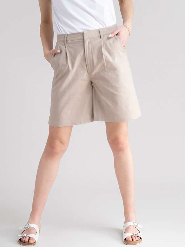 Knee length shorts hot sale for womens online india