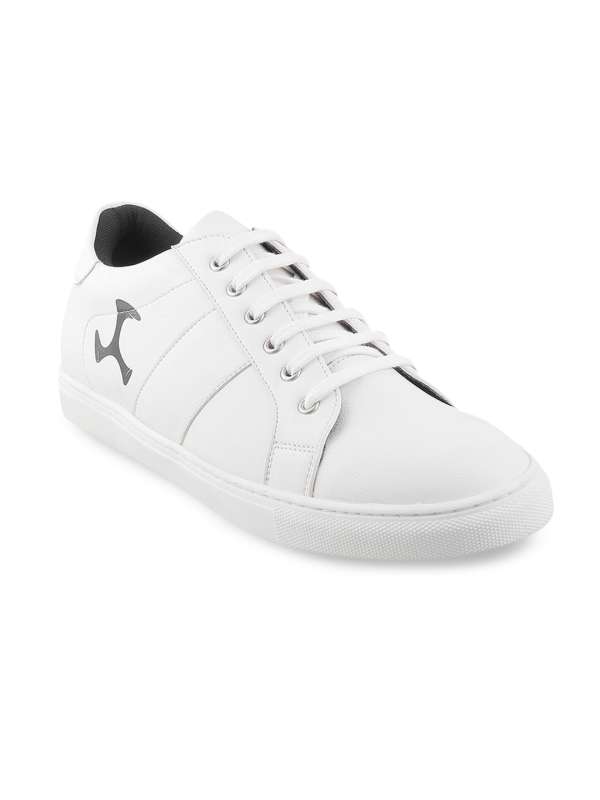 mochi men sneakers