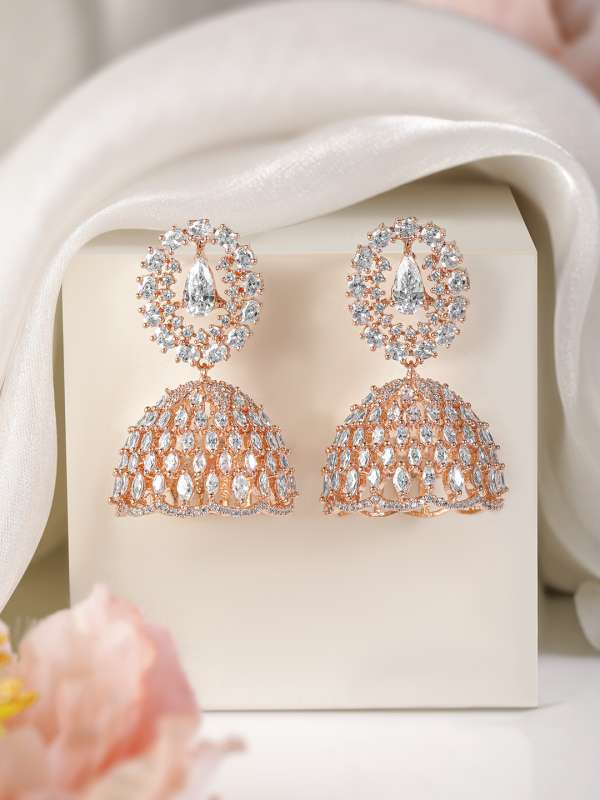 Derrick rose earrings 2025