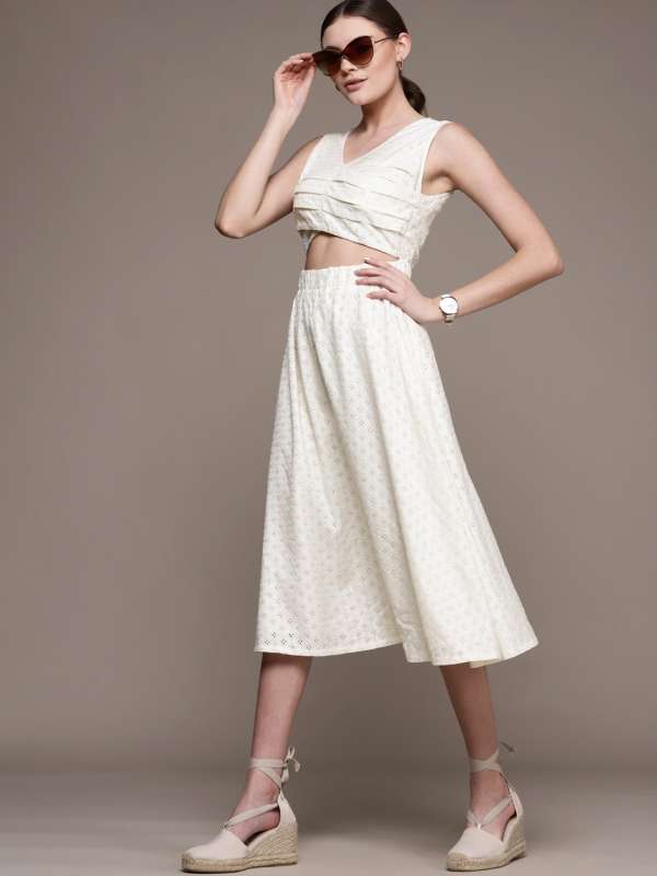 Feminine dresses online online