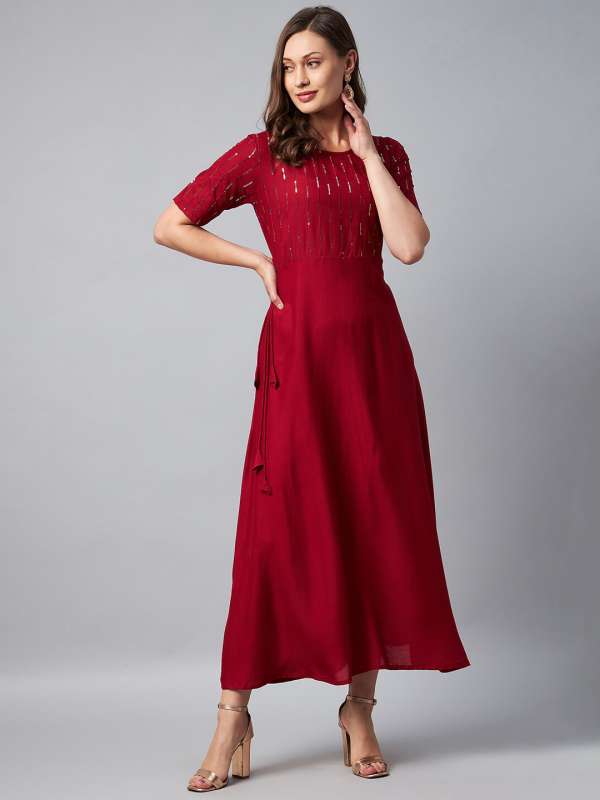 Cotton best sale gown myntra