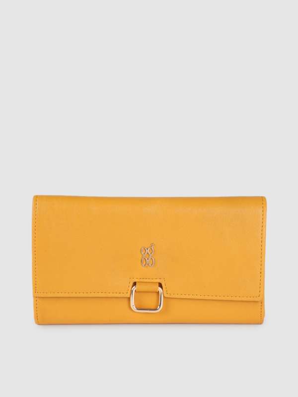 Baggit yellow wallet on sale