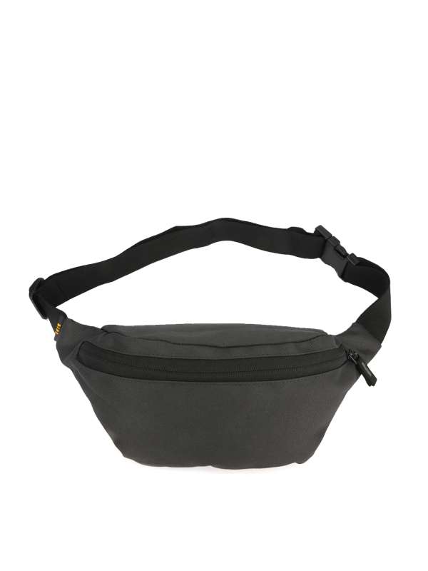Bum bag outlet myntra