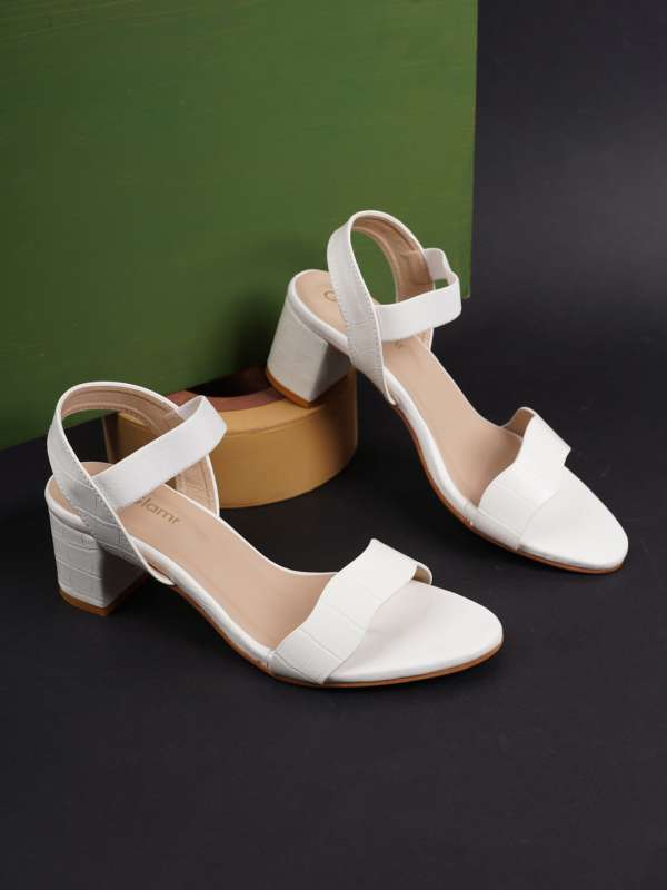 White deals small heels