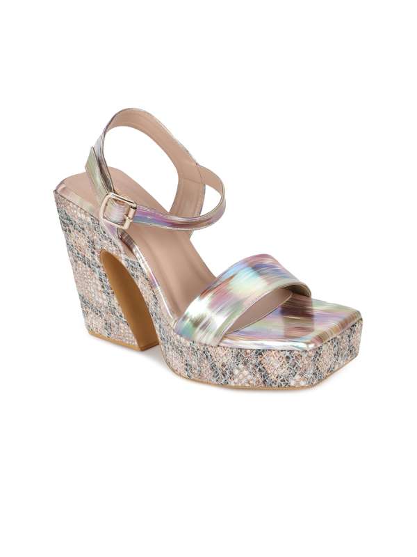Truffle collection deals platform heeled sandals