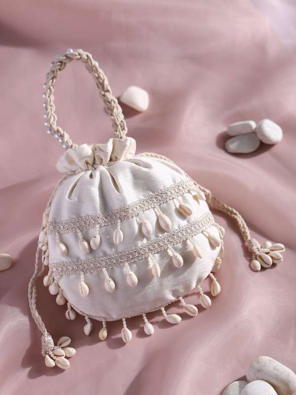 Mochi potli best sale bags