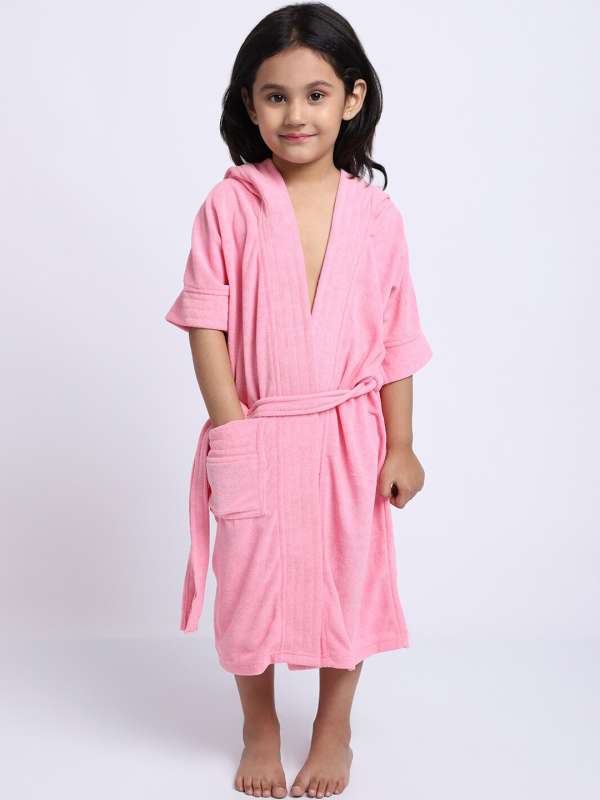 Bath gown for new arrivals girl online