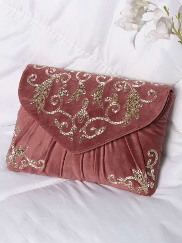 Myntra clutches outlet