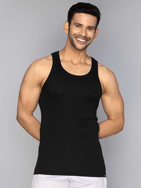Buy online Black Solid Vest from Innerwear for Men by Friskers for ₹449 at  44% off