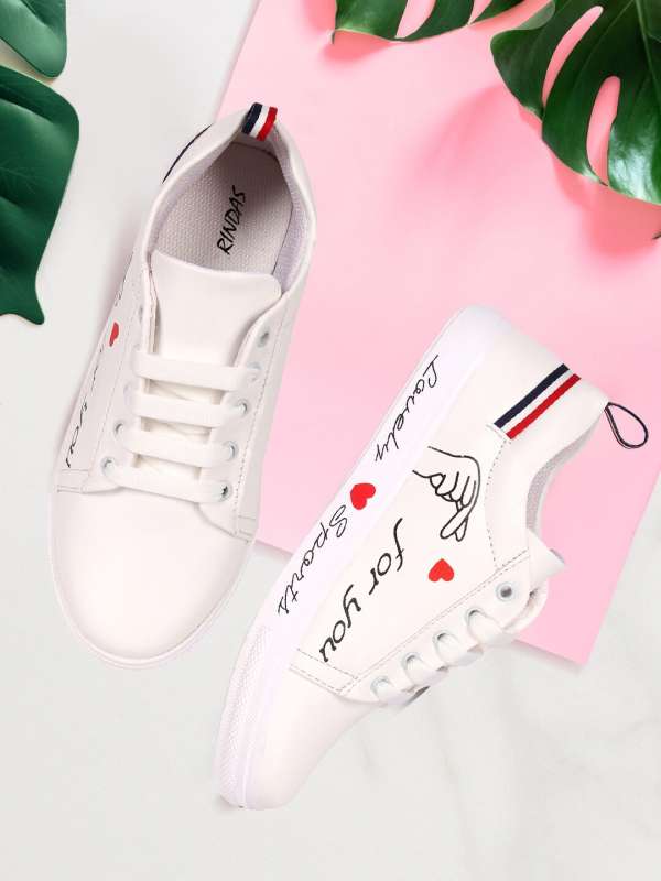 White Sports Shoes Under 500 Buy White Sports Shoes Under 500