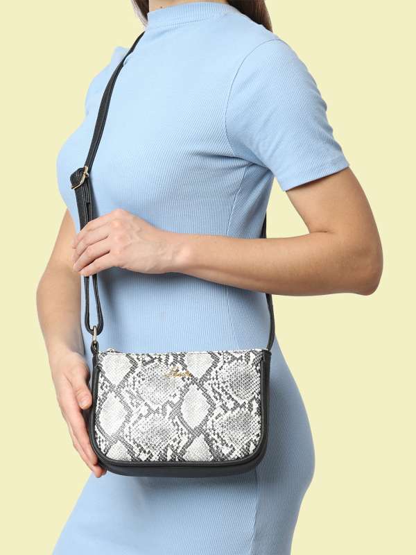 Lavie Black Sling Bag 4789953.htm Buy Lavie Black Sling Bag 4789953.htm online in India