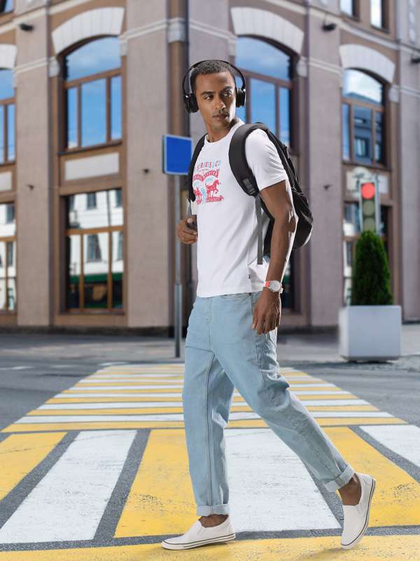 Levis t store shirt mens white