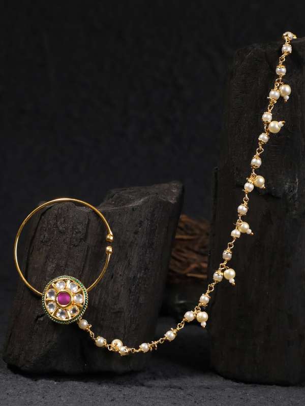 Nose pin hotsell myntra